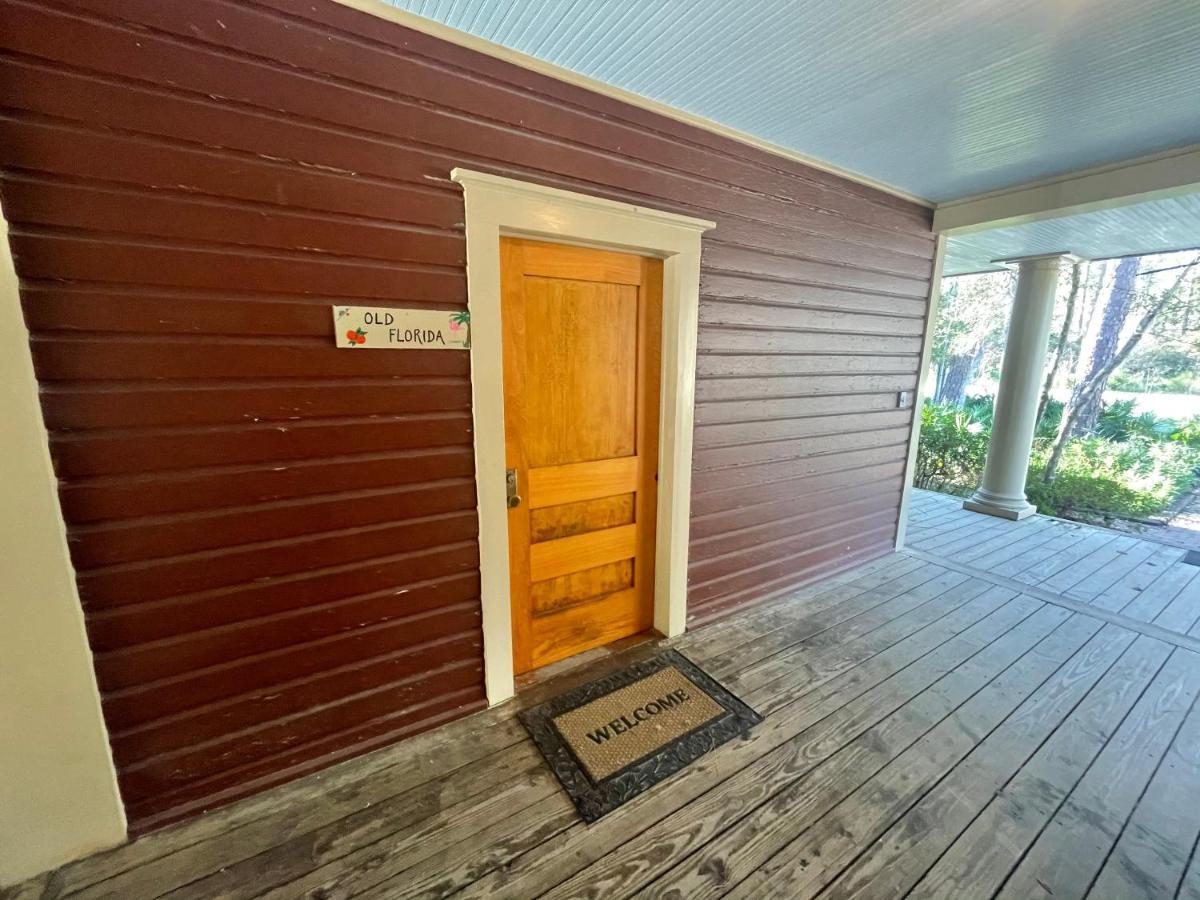 Hibiscus Coffee & Guesthouse Grayton Beach Exterior photo